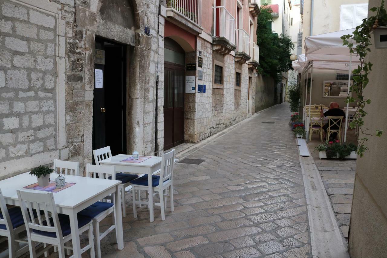 Val & Mar Studio Apartment Zadar Exterior photo