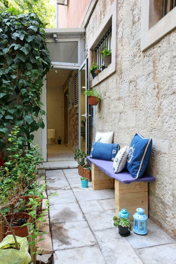 Val & Mar Studio Apartment Zadar Exterior photo
